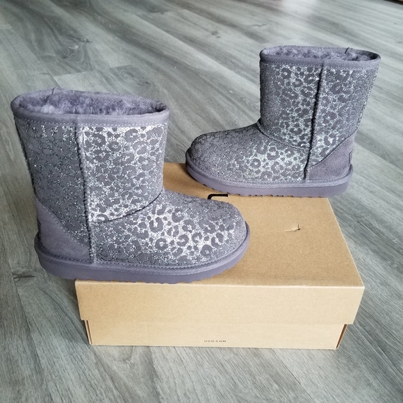 UGG Other - UGG Toddler Classic II Glitter Leopard Boot